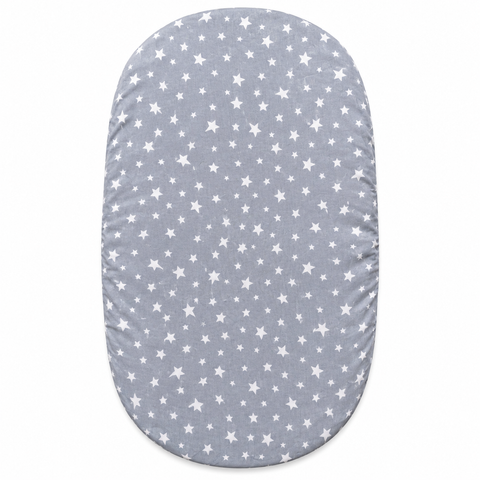 Простынь хлопковая Непромокаемая на резинке в коляску Белые звезды на сером 53746618 фото